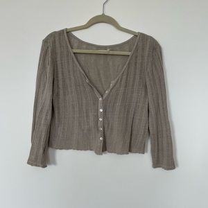 Kimchi Blue delicate cropped button down shirt/sweater